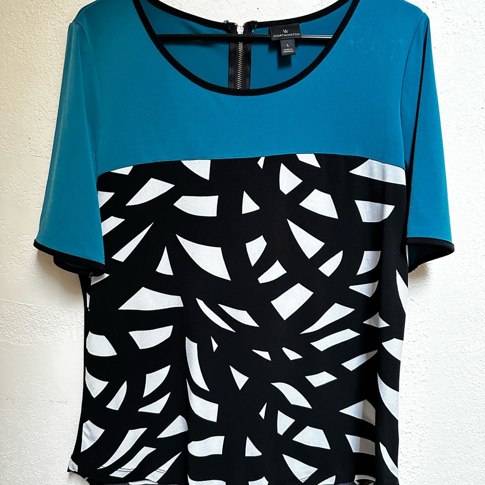 Worthington Teal & Black Abstract Print Short Sleeve Blouse